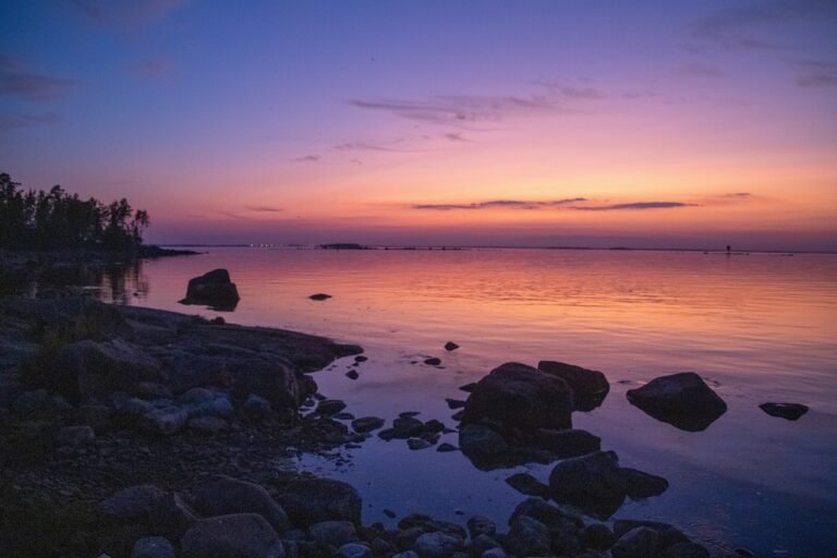 Qué actividades se pueden disfrutar en Entre Pinos Mar Azul 19 atardecer en la playa de mar azul