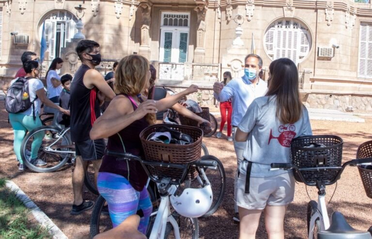 Dónde puedo alquilar bicicletas en Maipú, Chile 5 bicicletas en un paisaje de maipu