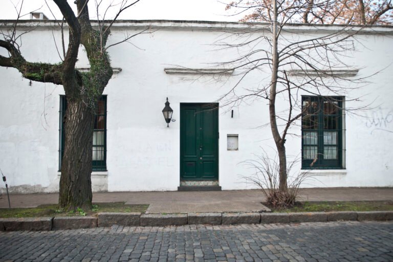 Qué es lo de Carmen en San Antonio de Areco y qué ofrece 13 calle empedrada con casas coloniales argentinas