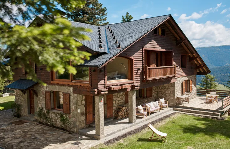 casa de campo en paisajes montanosos