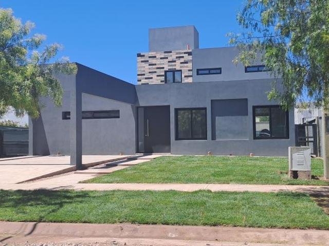 Dónde encontrar casas en alquiler en Los Hornos a buen precio