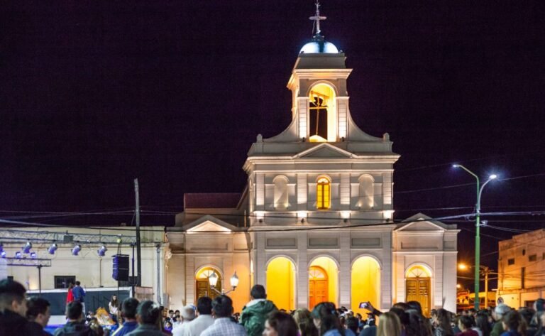 cura brochero en su parroquia