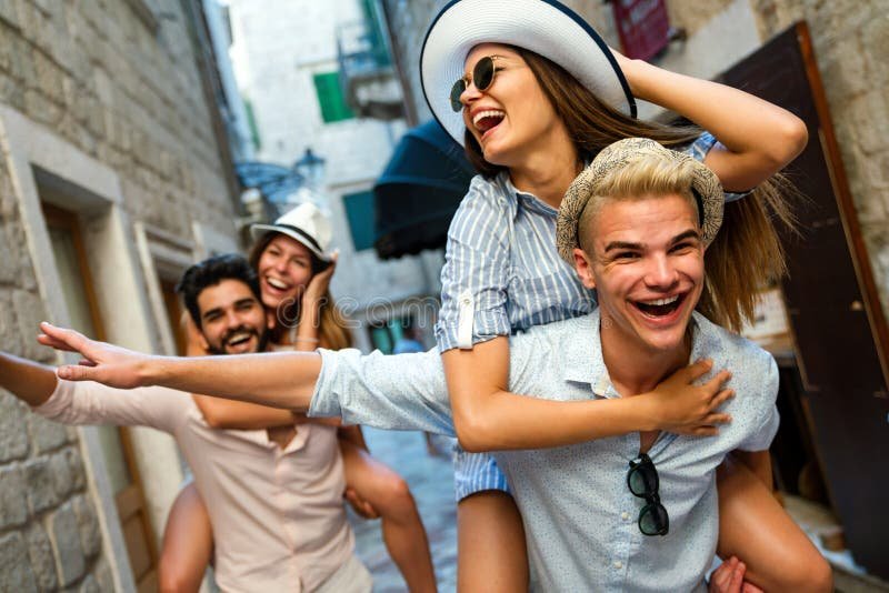 Cómo planificar tu viaje perfecto con amigos y disfrutar al máximo