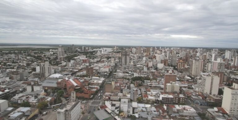 paisaje de villa constitucion con cielo nublado