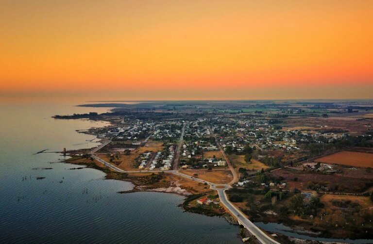 vista aerea de laguna mar chiquita