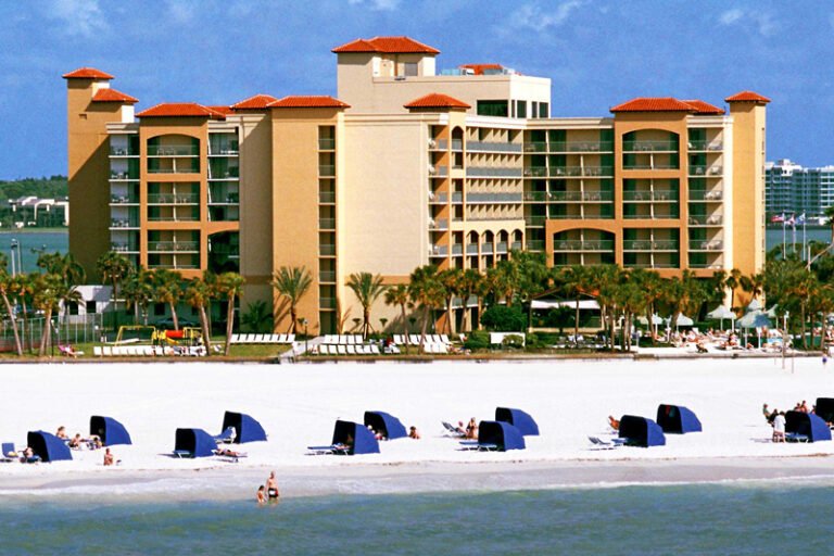 vista del hotel sheraton sand key clearwater